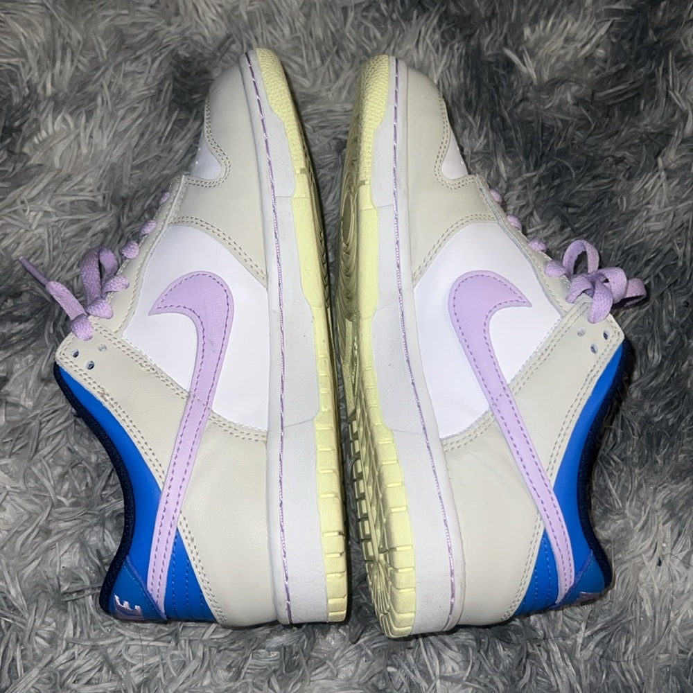 Nike Dunks - Picture 6 of 7